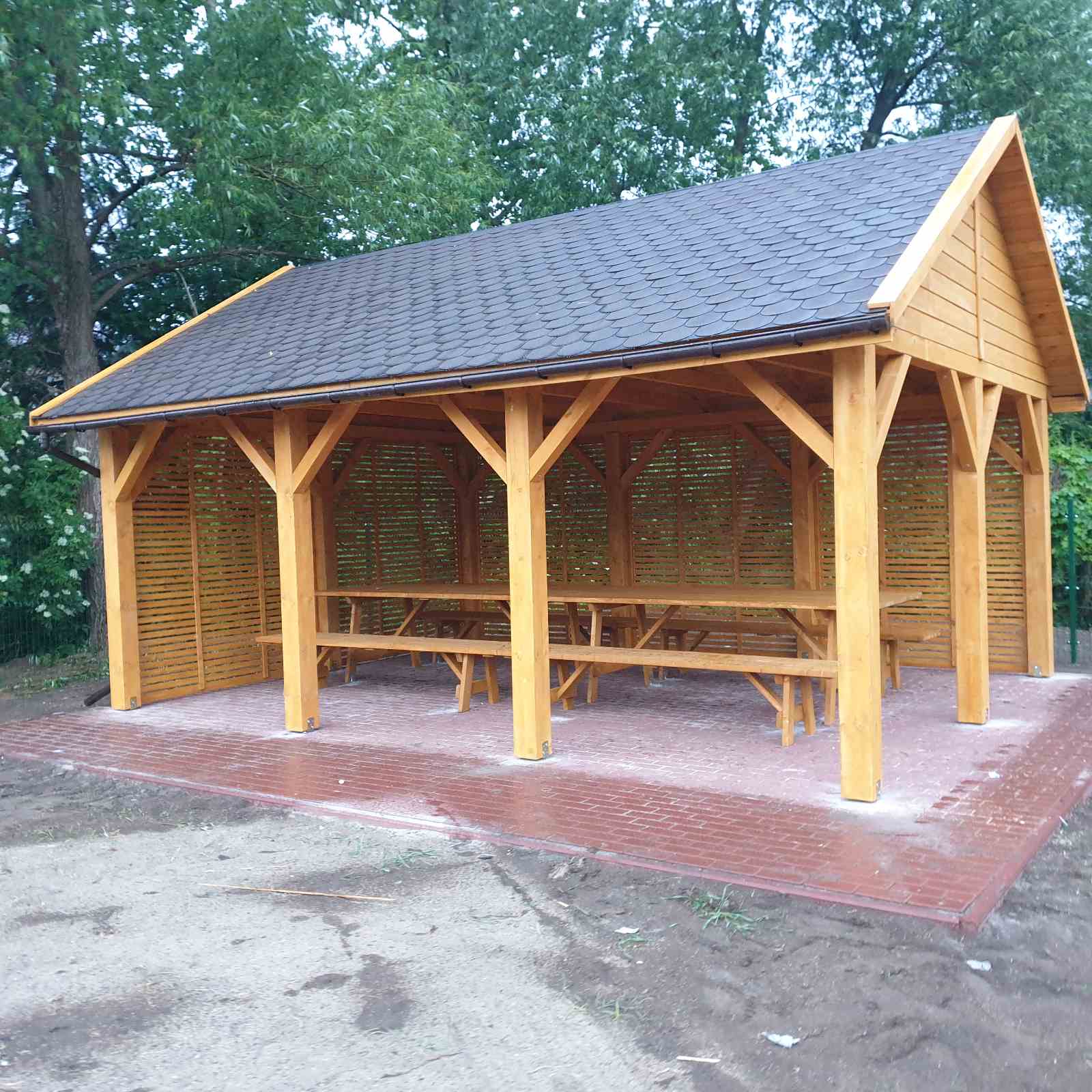 IMG-a857f9b1c9070e2d326adf7e5b0dcac1-V