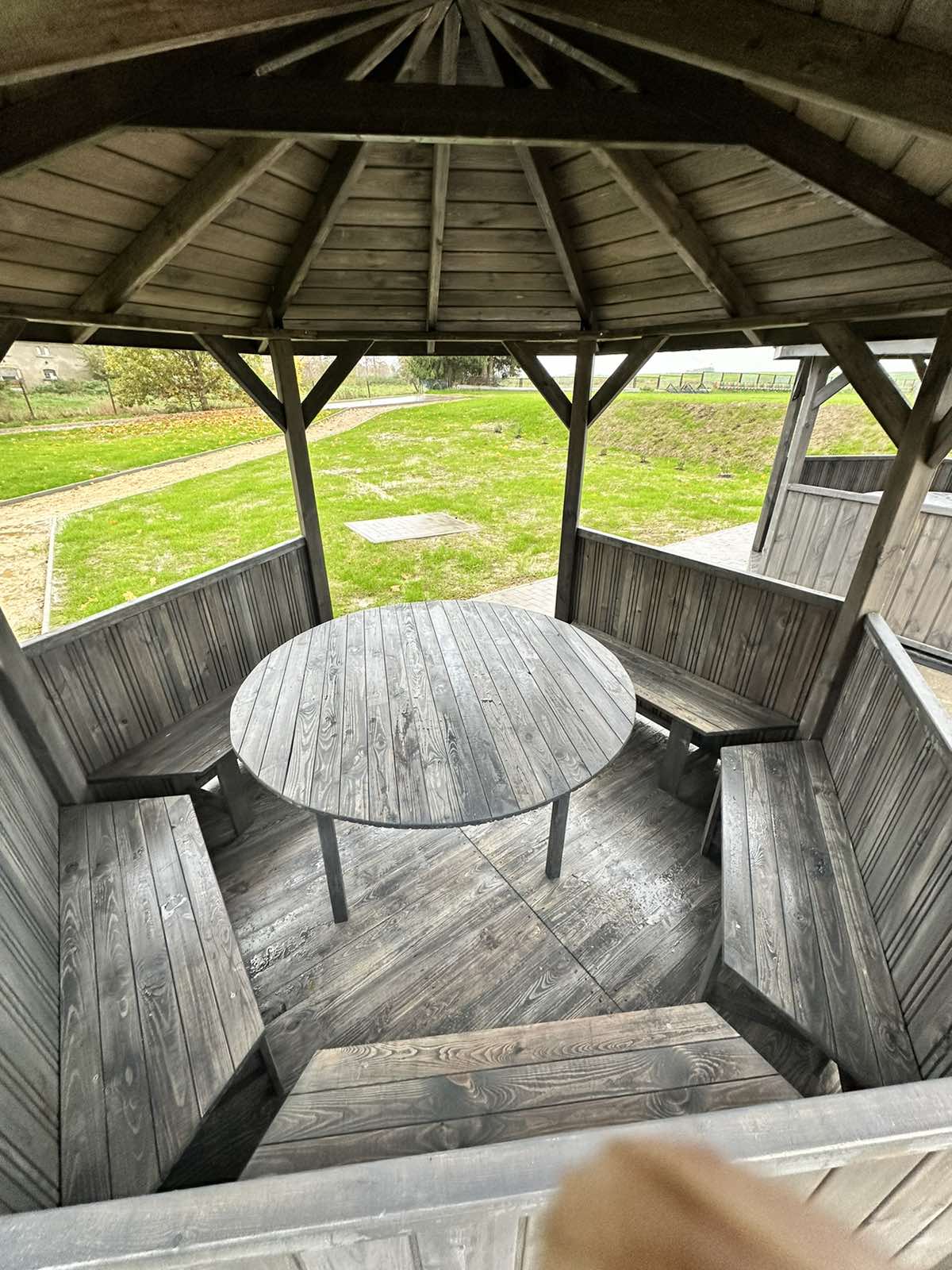 IMG-b18a9b1ef2182f7aae5d308f6685de08-V (1)