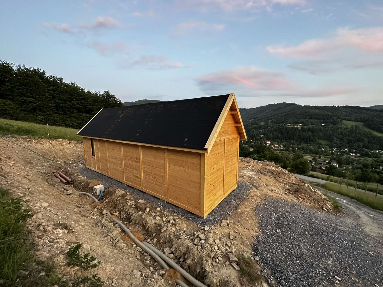 IMG-44b60a7a724aaf887c4c69b942403ddc-V (1)