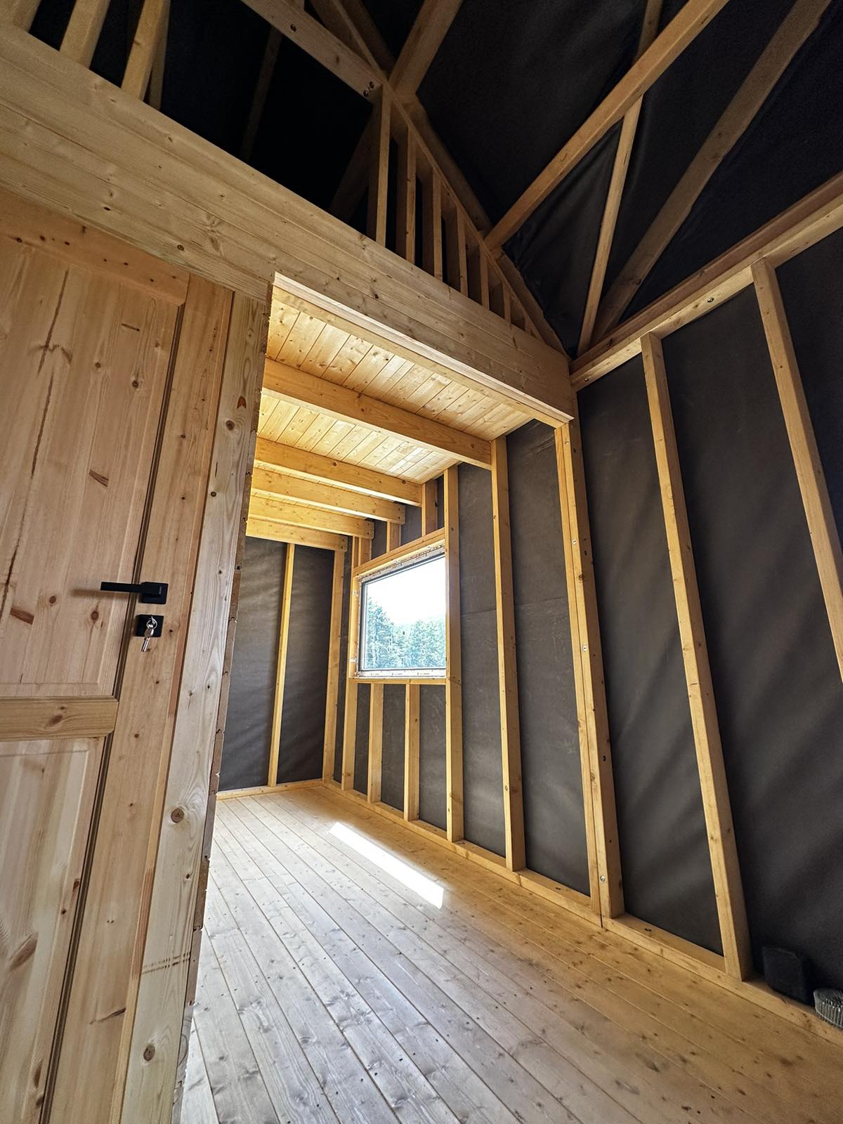 IMG-964f5415d0744562dc73b05aa3f53a0d-V (1)